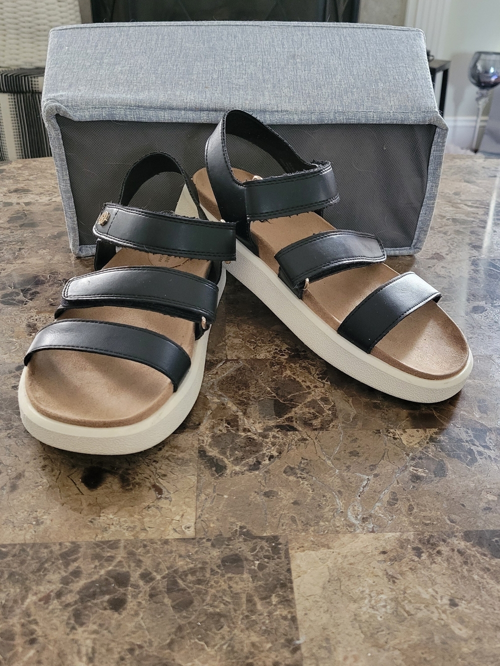 Gianni Bini Black and White Platform Strappy Sandals